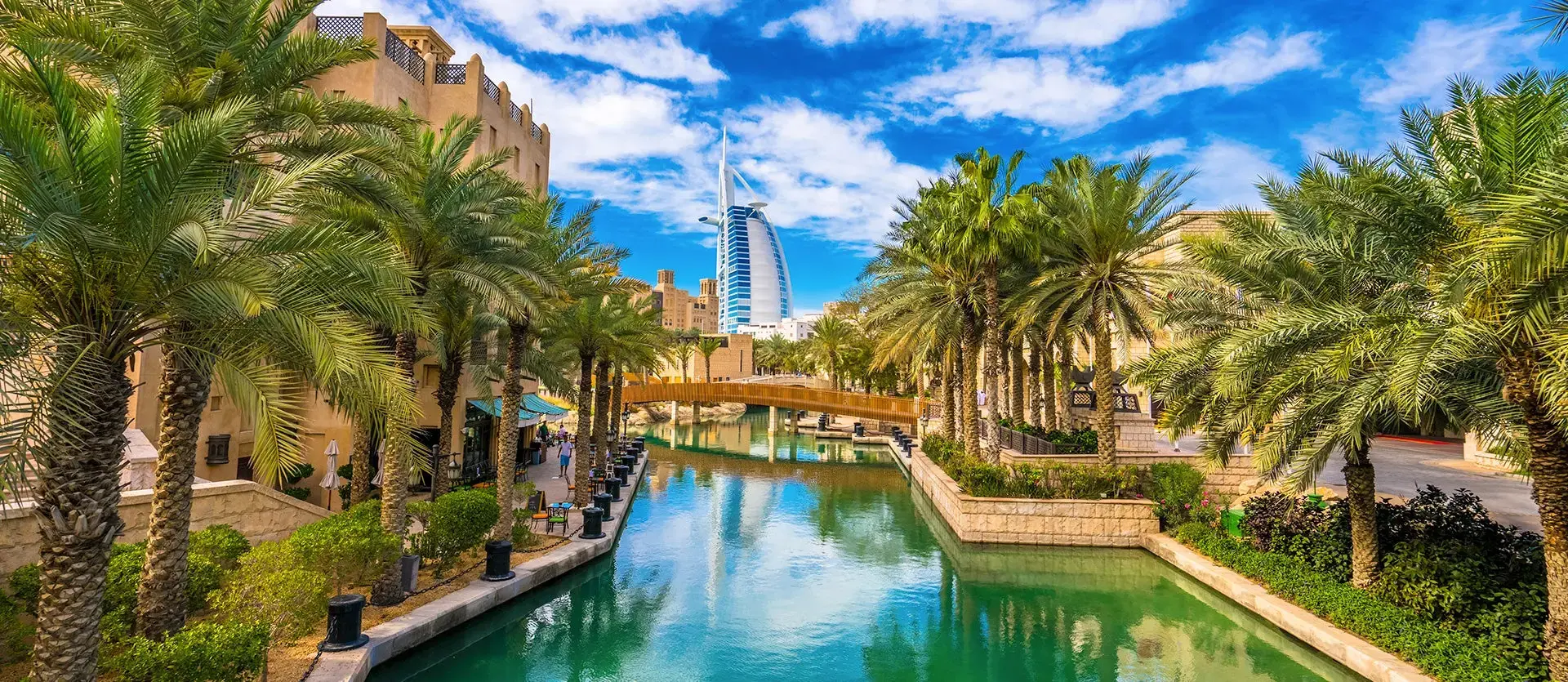 Sands & skyscrapers: Dubai to Abu Dhabi